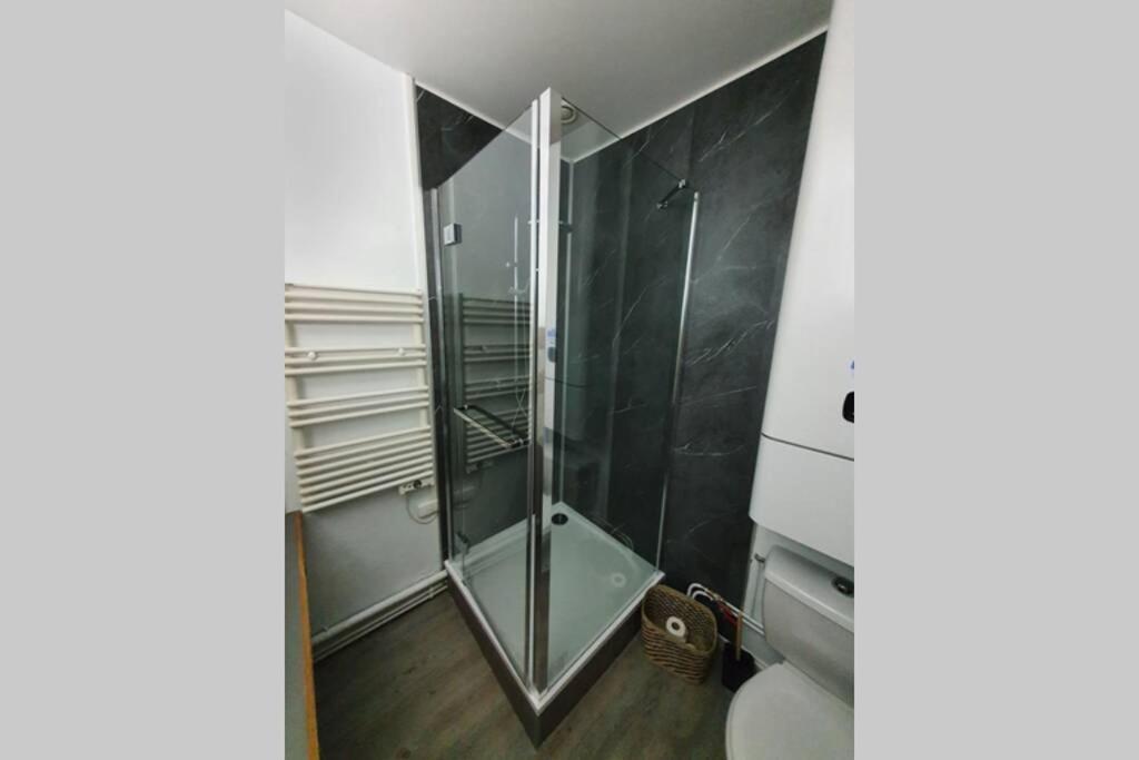 Appartement Loire et Château, Hyper Centre, Linge inclus, 3ème étage Saumur Exterior foto