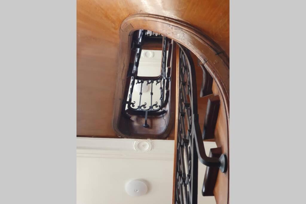 Appartement Loire et Château, Hyper Centre, Linge inclus, 3ème étage Saumur Exterior foto